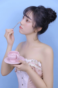 良心推荐!男人愿意亲吻你私下代表什么
